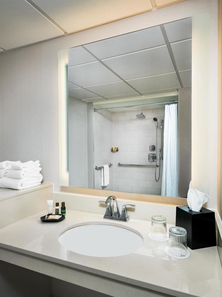 Sheraton Memphis Downtown Hotel Экстерьер фото